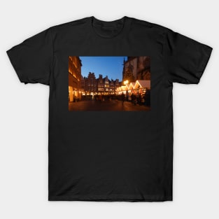 Gabled houses, Prinzipalmarkt, Christmas market, Munster, city, Westphalia T-Shirt